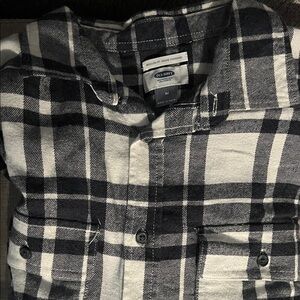 Old Navy Navy and White Plaid Flannel Regular Fit Medium
